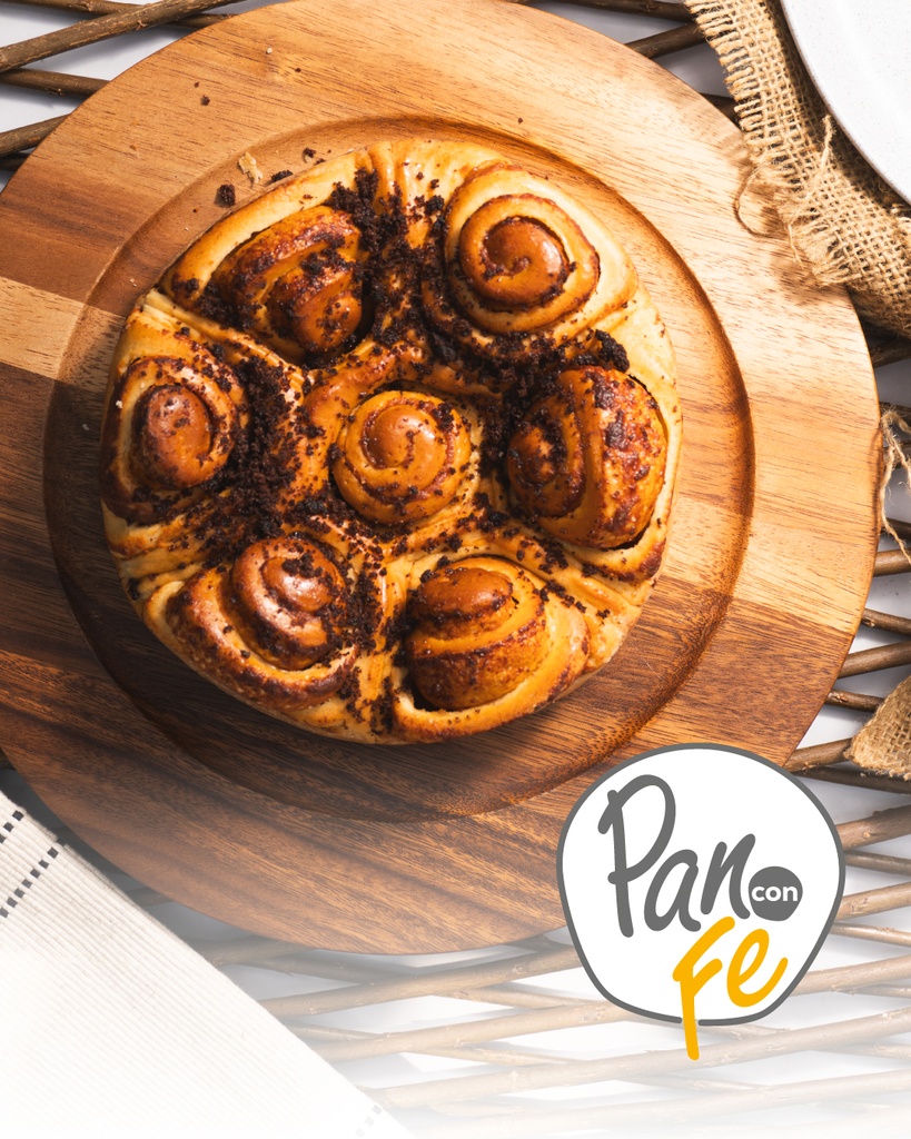PAN CON FE