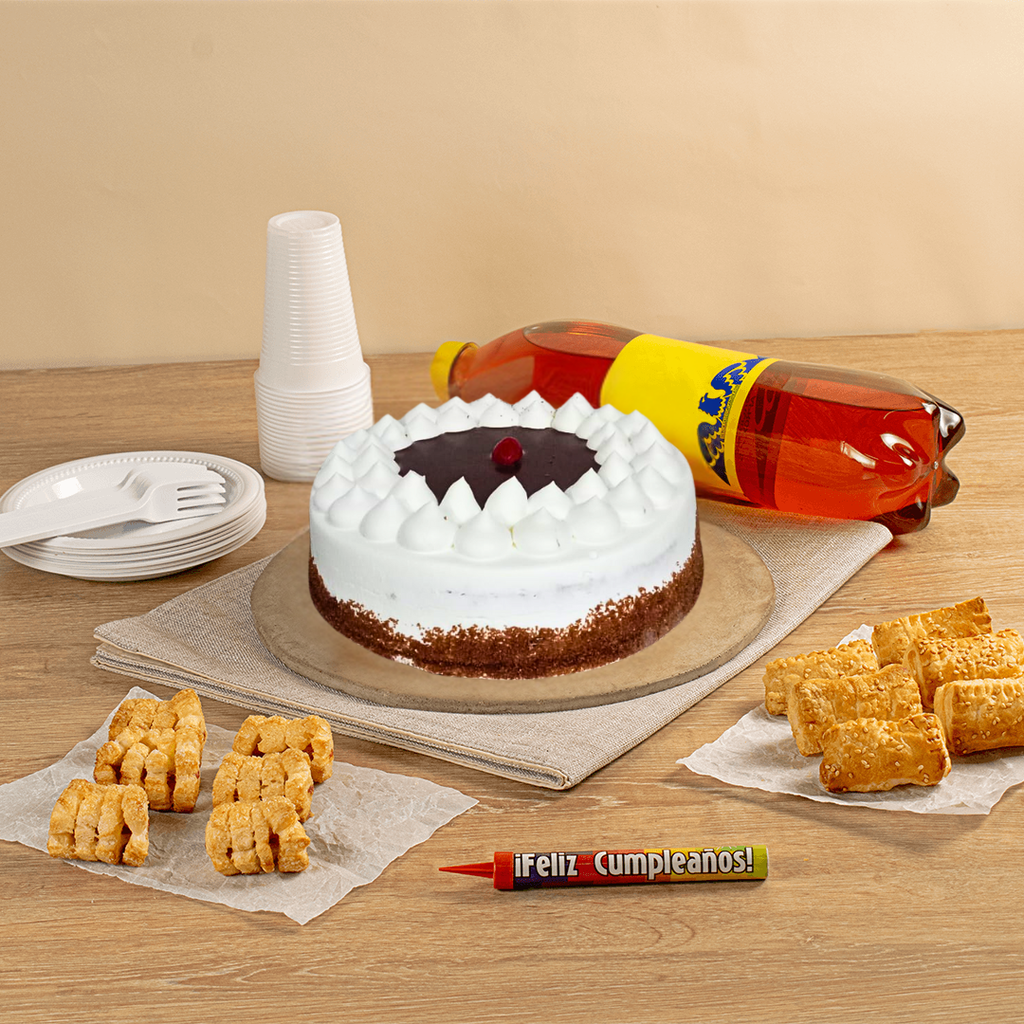 Pack de Cumpleaños Torta Tres Leches con Chocolate